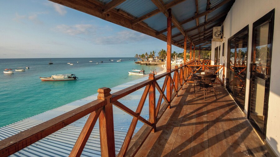 Zenobia Beach Resort