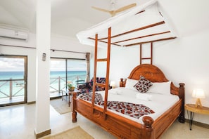 Minibar, in-room safe, desk, iron/ironing board - Zenobia Beach Resort (Nungwi)