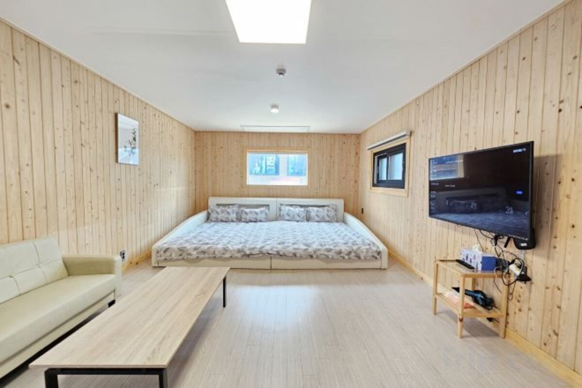 Standard 2bed Queen Room