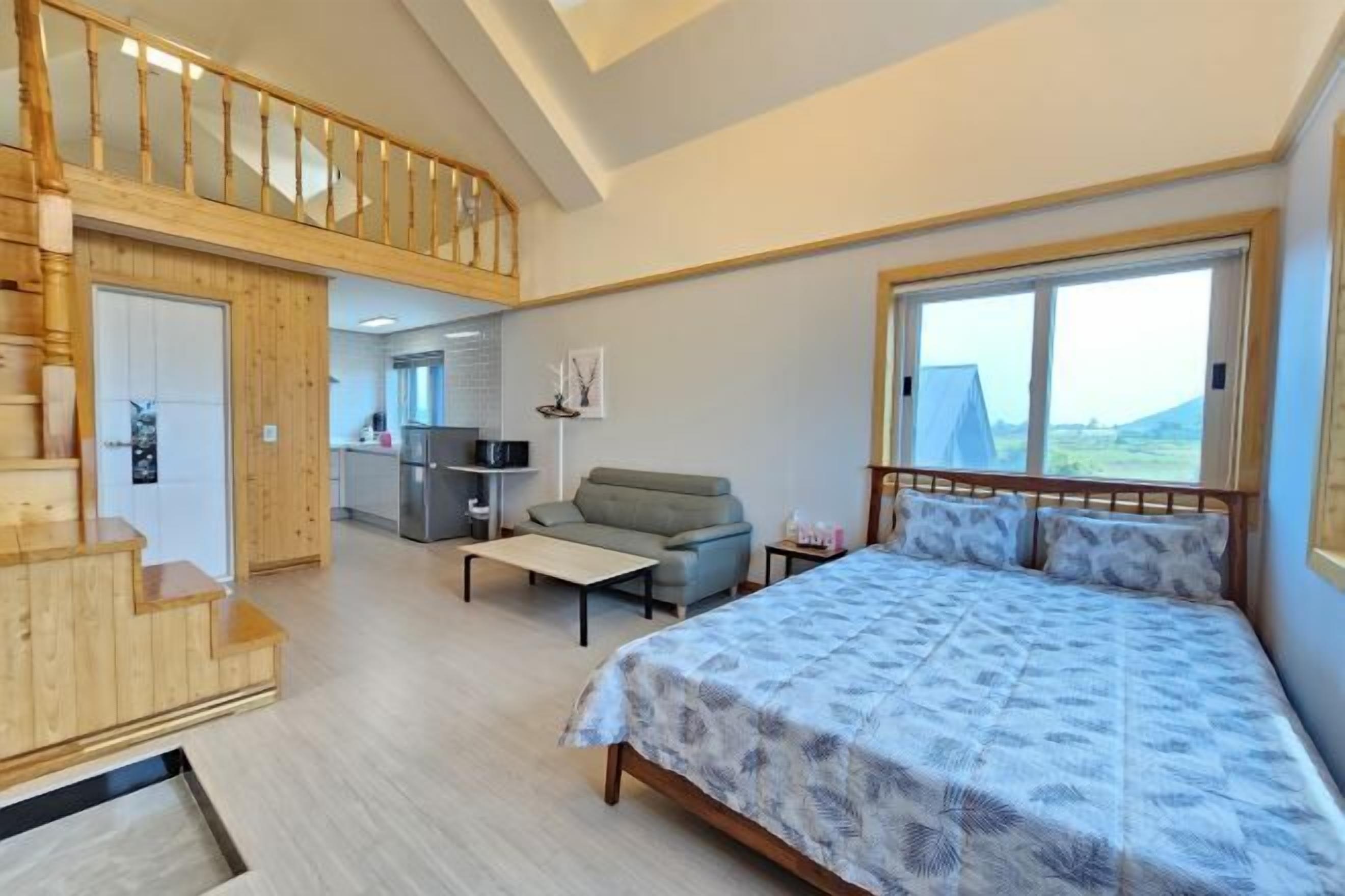 WiFi (無料)、ベッドシーツ