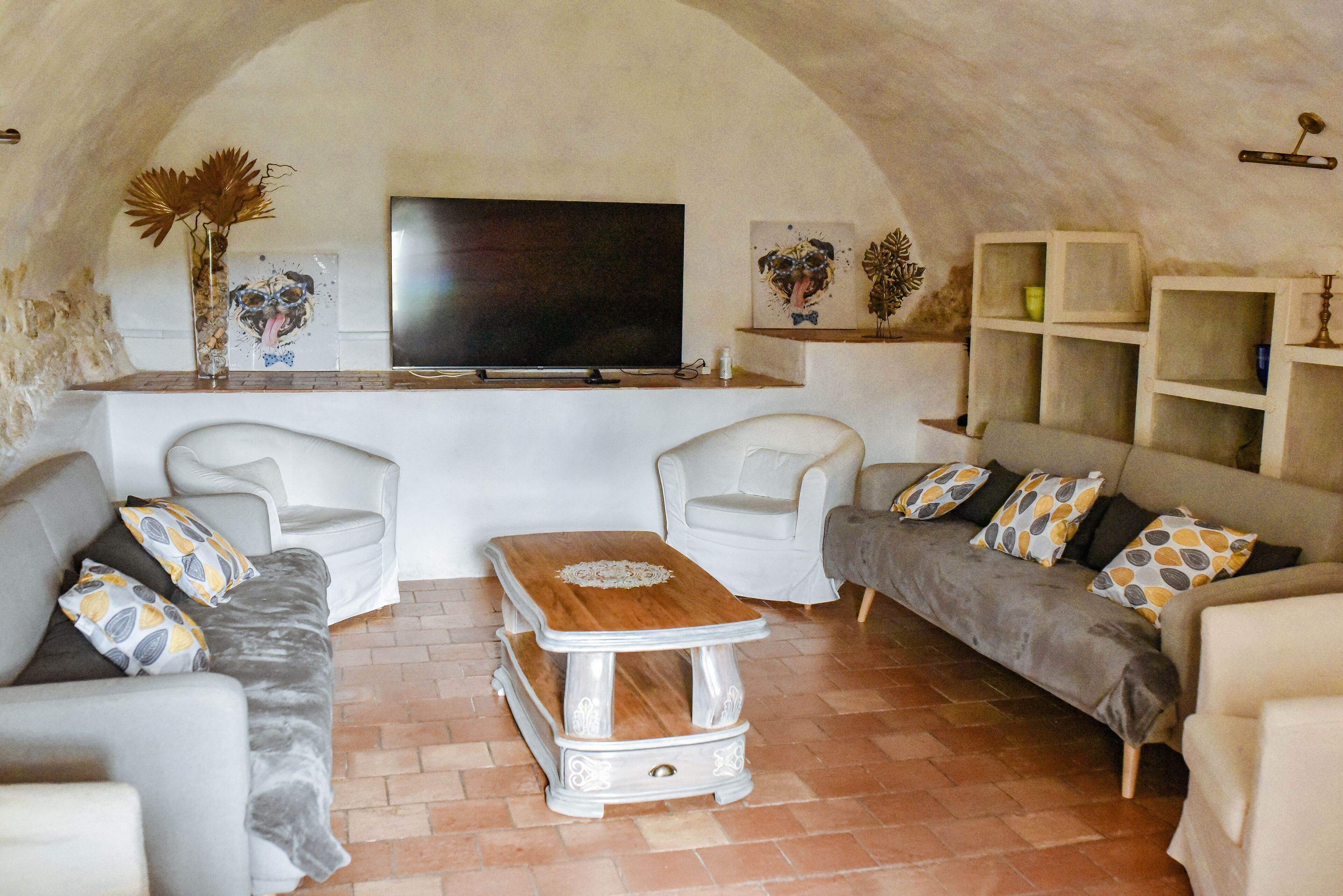 Télévision, baby-foot