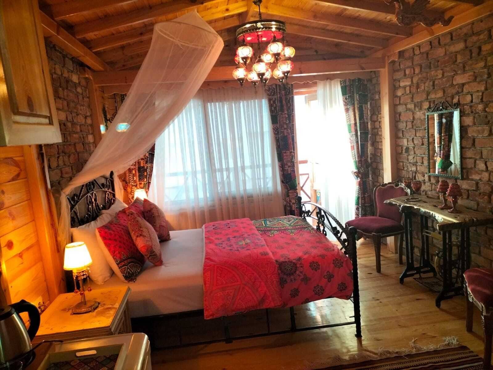 Premium bedding, individually decorated, individually furnished, desk