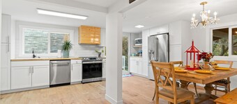 5RM Seattle house w/hot tub , 12 minutes to stadiums