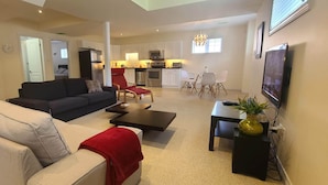 House, 2 Bedrooms | Living area | TV - Spacious 2 BR, 3 Beds, Sleeps 6, Kitchen, Laundry (Richmond Hill)
