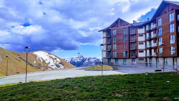 Condo, 1 Bedroom, Accessible, Smoking | Exterior