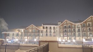 Appart'hôtel, 1 chambre, accessible aux personnes à mobilité réduite, fumeurs | Terrasse/Patio