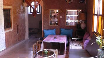 Shared Dormitory, 1 Bedroom, Accessible, Smoking | Library