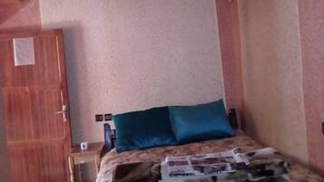 Shared Dormitory, 1 Bedroom, Accessible, Smoking | 1 bedroom
