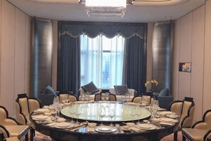 Unclassified image, 5 of 128, button - Expo Hotel (Tongxiang)