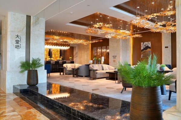 Lobby-Lounge