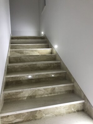 Apartment, 2 Bedrooms, Smoking, Private Pool | Interior