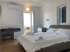 Apartment, 2 Bedrooms, Smoking, Private Pool | 2 bedrooms