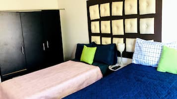 House, 2 Bedrooms, Patio, Garden View | 2 bedrooms, bed sheets