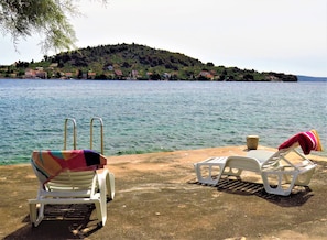 Appartement, 2 chambres, fumeur, balcon | Plage