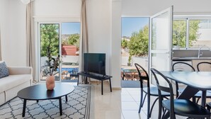 Unclassified image, 3 of 21, button - Sanders White Mountains - Modern Villa With Pool (Tremithousa)
