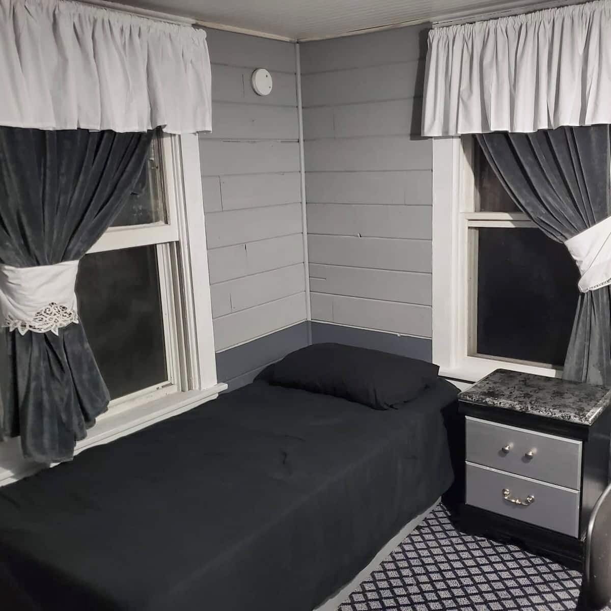 House, 2 Bedrooms, Smoking, Patio