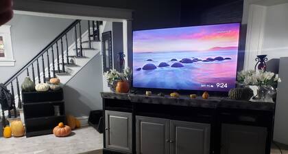 Beautiful Two Story Home by Fountain Lake and Mayo Clinic