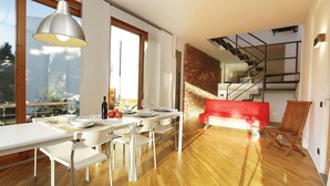 Villa, 6 soverom, røyk, privat basseng | Spisestue