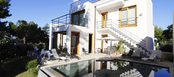 Villa Venere, 6 Bedrooms 5 Bathrooms, Private Pool and sea