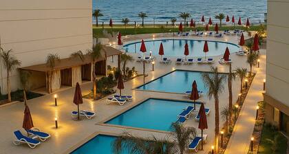 1relax in a Fully Equipped Beachfront Chalet