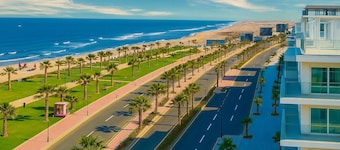 1relax in a Fully Equipped Beachfront Chalet