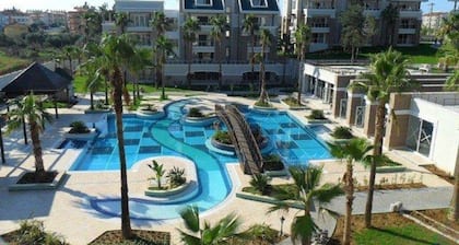 Tropicana G 2, 3 bed gr fl Home in a 5 Star Community Sleep up to 8 Persons