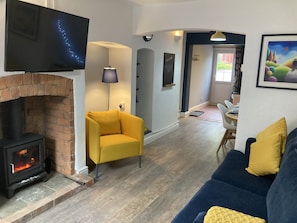 Comfort Cottage, Private Bathroom | Lounge