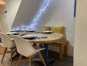 Stuga Comfort - privat badrum | Restaurang