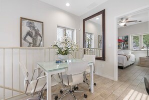 2 chambres, fer et planche Ă repasser, Wi-Fi gratuit, draps fournis