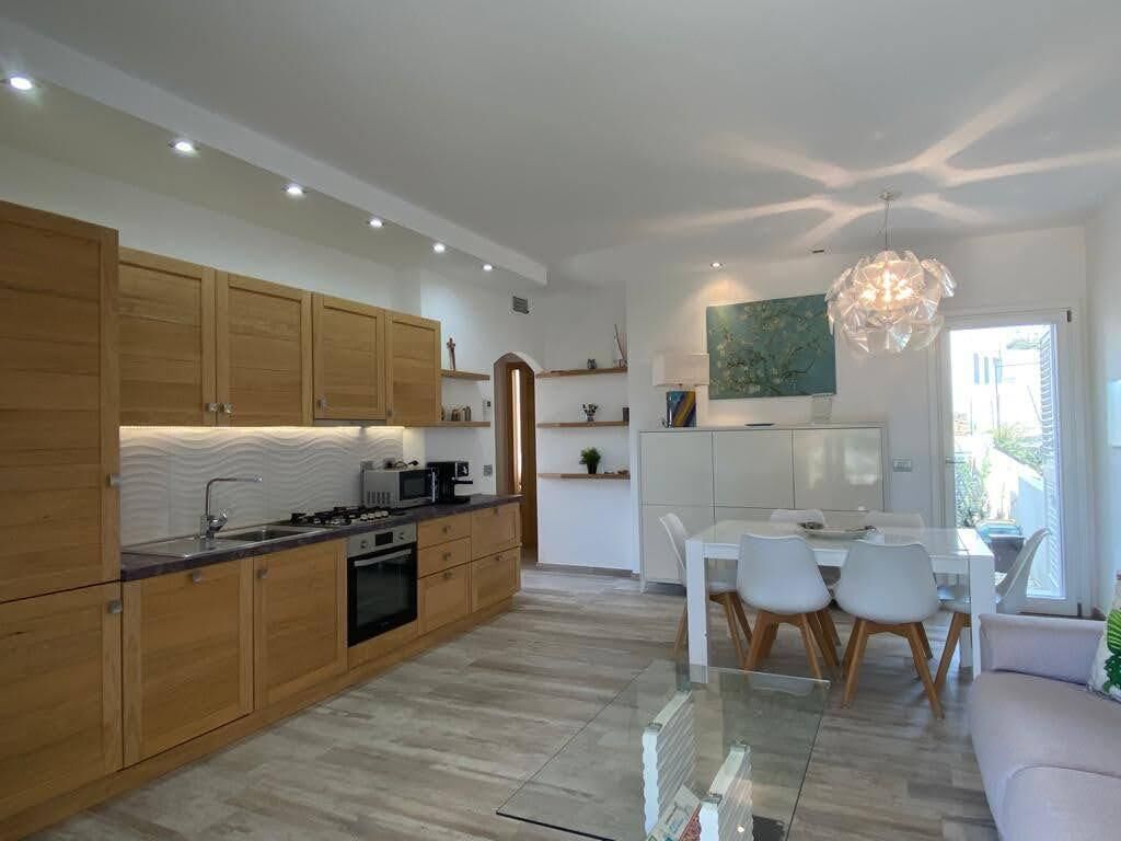 Exclusive-Apartment, 2 Schlafzimmer | Eigene Küche | Großer Kühlschrank, Mikrowelle, Ofen, Herdplatte