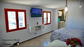 1 chambre, fer et planche à repasser, Wi-Fi gratuit, draps fournis