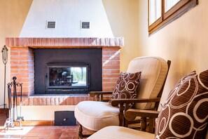 Villa, 1 Queen Bed | Interior - Captivating 1-bed Villa With Pool in Tuscany (Palaia)