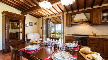 Vila, 1 Tempat Tidur Queen | Dapur pribadi | Lemari es, microwave, oven, dan kompor