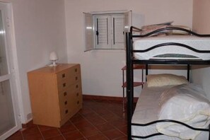 Villa, 2 Bedrooms, Smoking, Patio