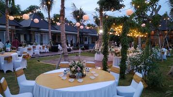 Room, 1 Bedroom, Accessible, Balcony | Banquet hall