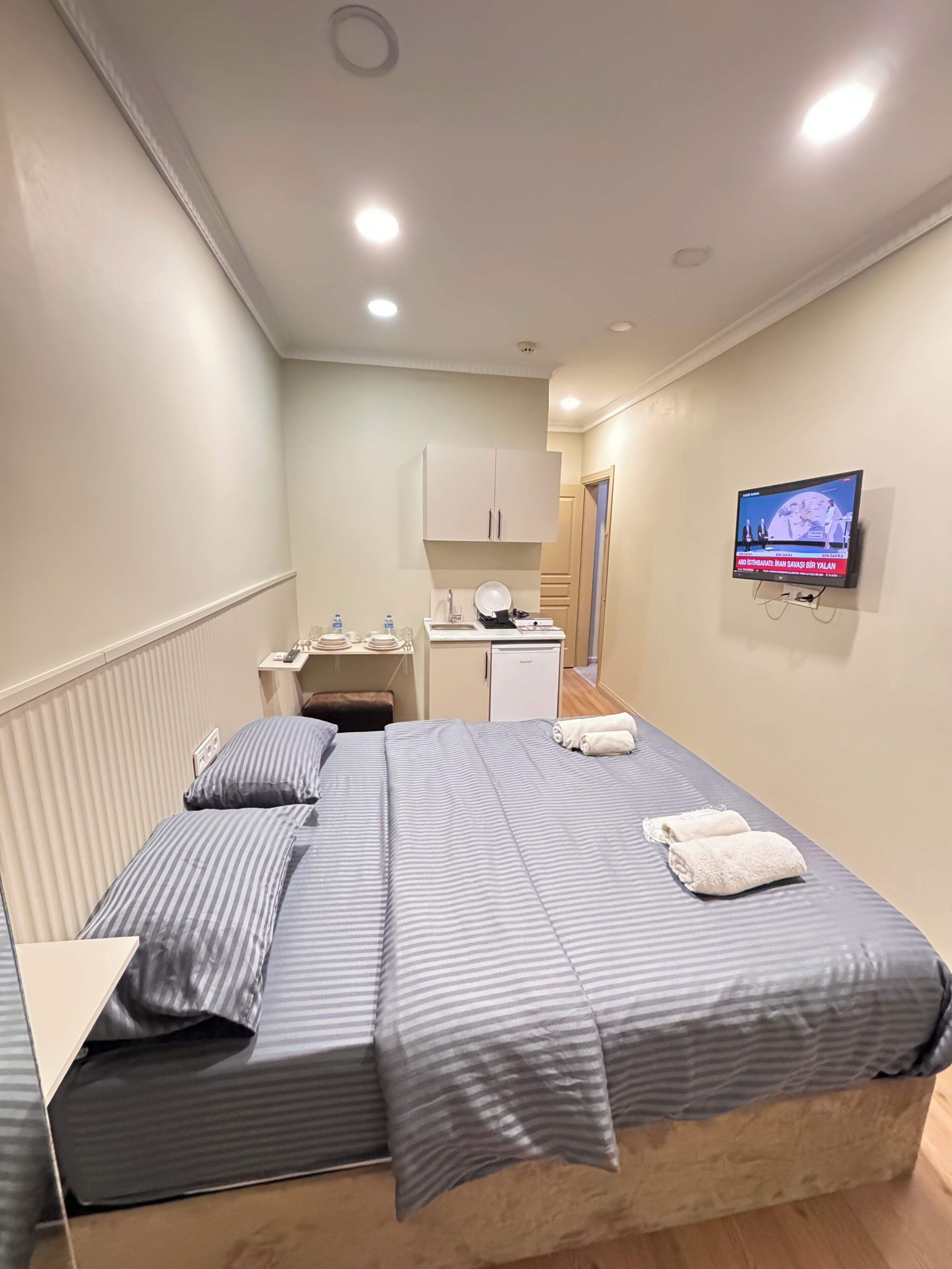 Premium bedding, minibar, desk, blackout curtains