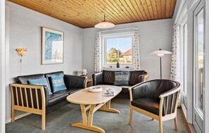 Tv, dvd-afspiller, stereoanlæg
