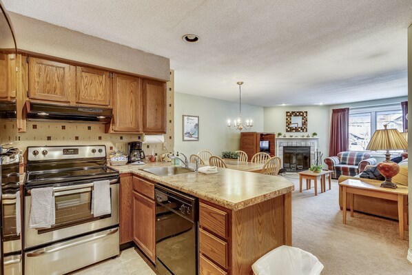 Refrigerador, microondas, parrilla de estufa y lavavajillas 