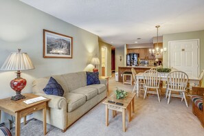 TV, fireplace, DVD player