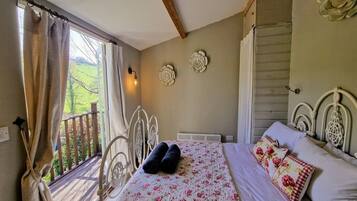 2 chambres, Wi-Fi gratuit, draps fournis