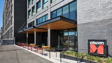 Fachada de la propiedad