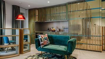 Suite | Living area