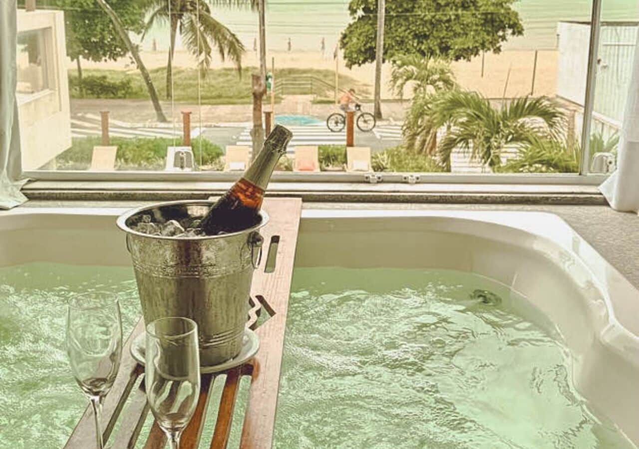 Habitación Doble Deluxe con Vistas al Mar | Minibar, decoración individual, mobiliario individual