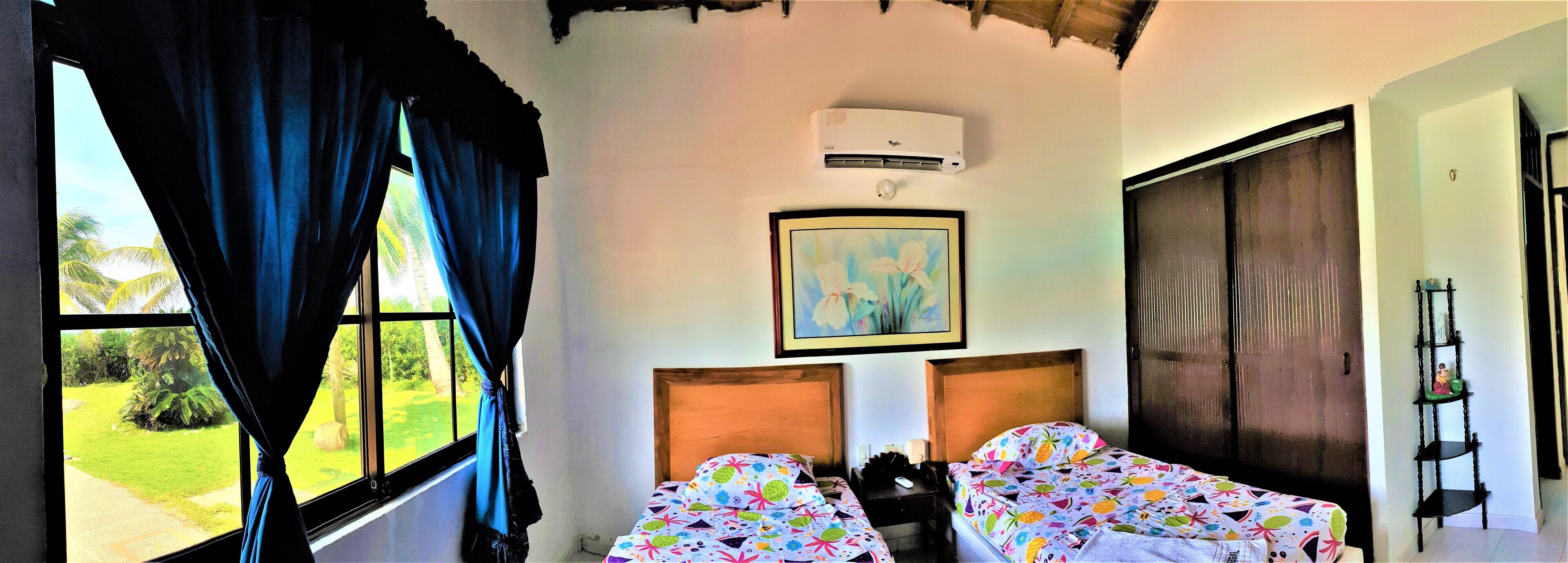 4 bedrooms, free WiFi, bed sheets, wheelchair access