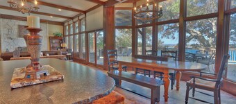 Canyon Lake is Full! Private Access Waterfront, Hot Tub, and 3 Decks
