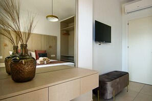 شقة ديلوكس | 2 عدّة غرف نوم ومكواة/لوح كي وواي فاي مجانًا وملاءات أسرّة