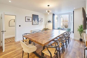 Dining - Host & Stay | Albion House (Whitby)