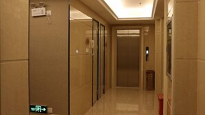 星評価なしの画像、4 / 67、ボタン