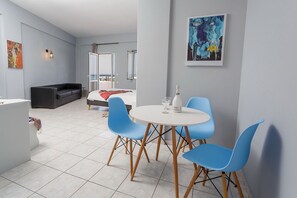 1 bedroom, in-room safe, travel cot, free WiFi