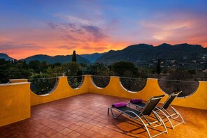 Terrace/patio - Villa Raquel - Three Bedroom Villa, Sleeps 6 (Pollença)